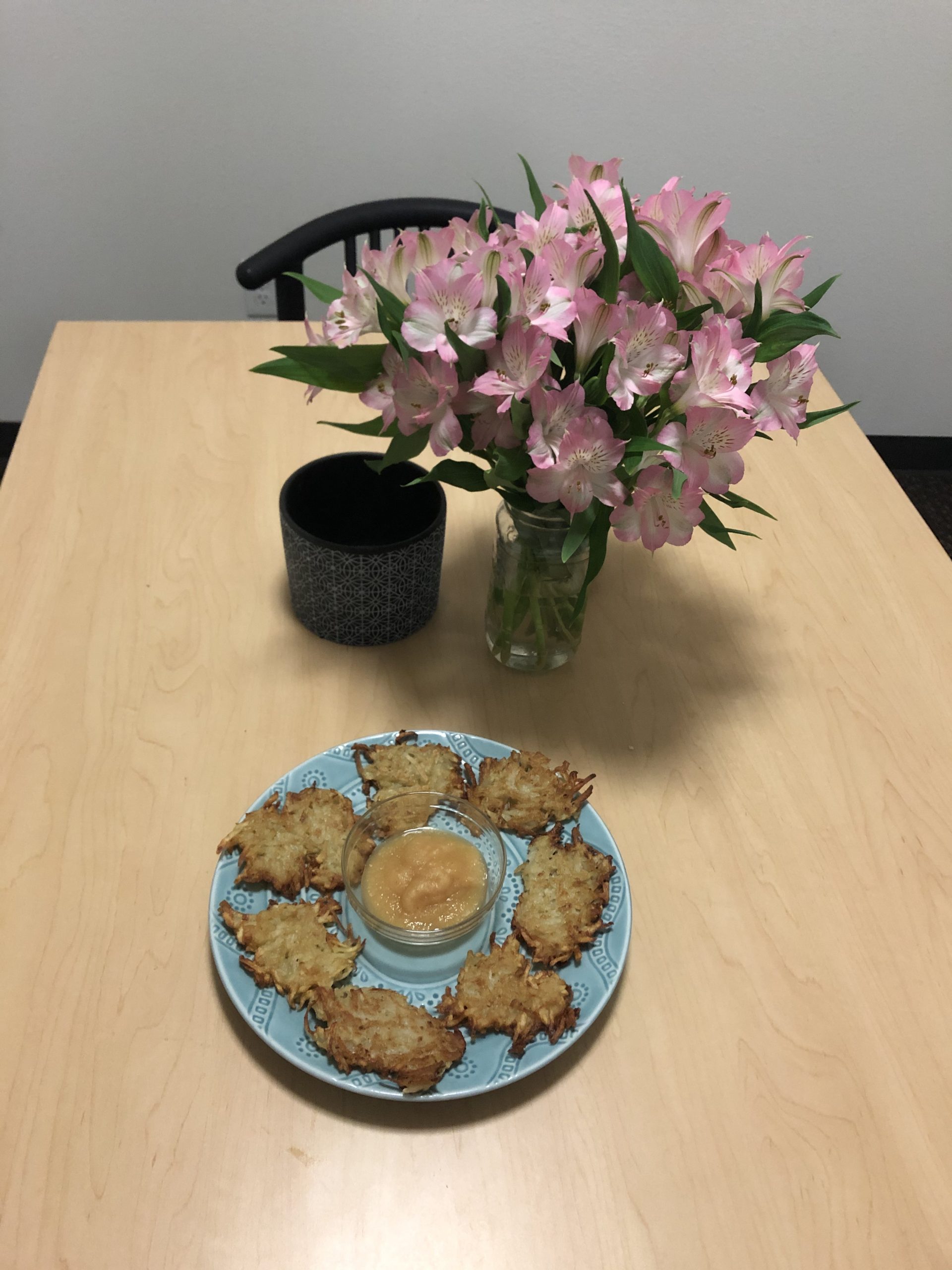 Latkes for Busy Tired College Students That Kinda Suck at Cooking